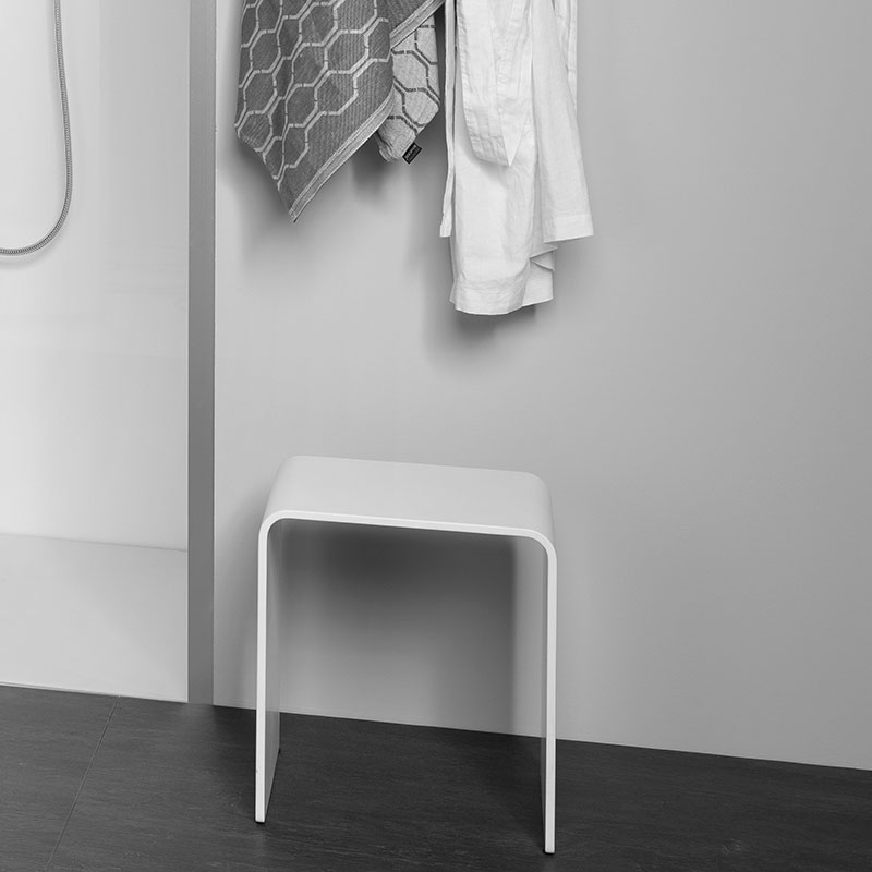 Repabad Seattle Hocker