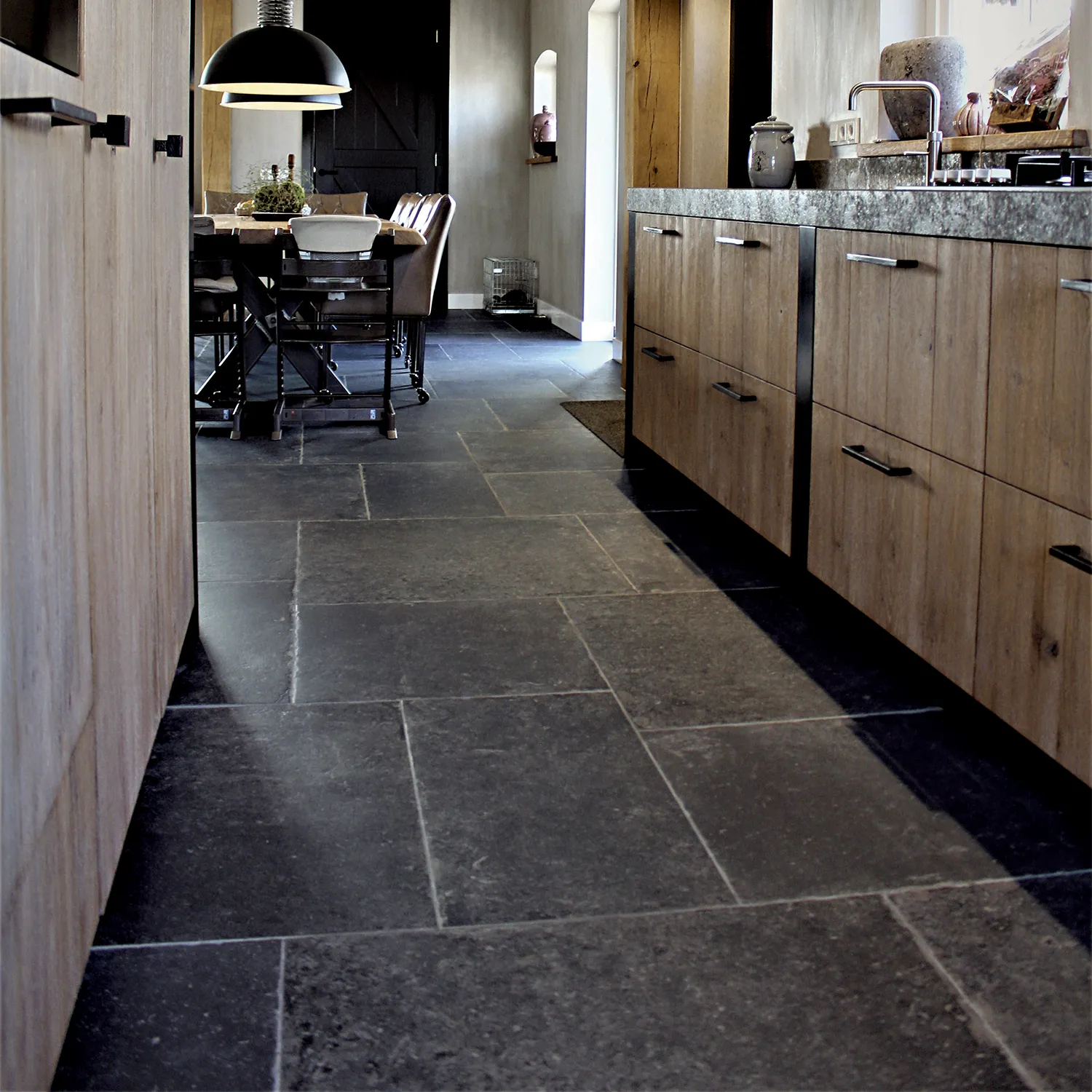 Rustikale Steinoptik Fliese Stone Pit Thunder 60 x 60 cm